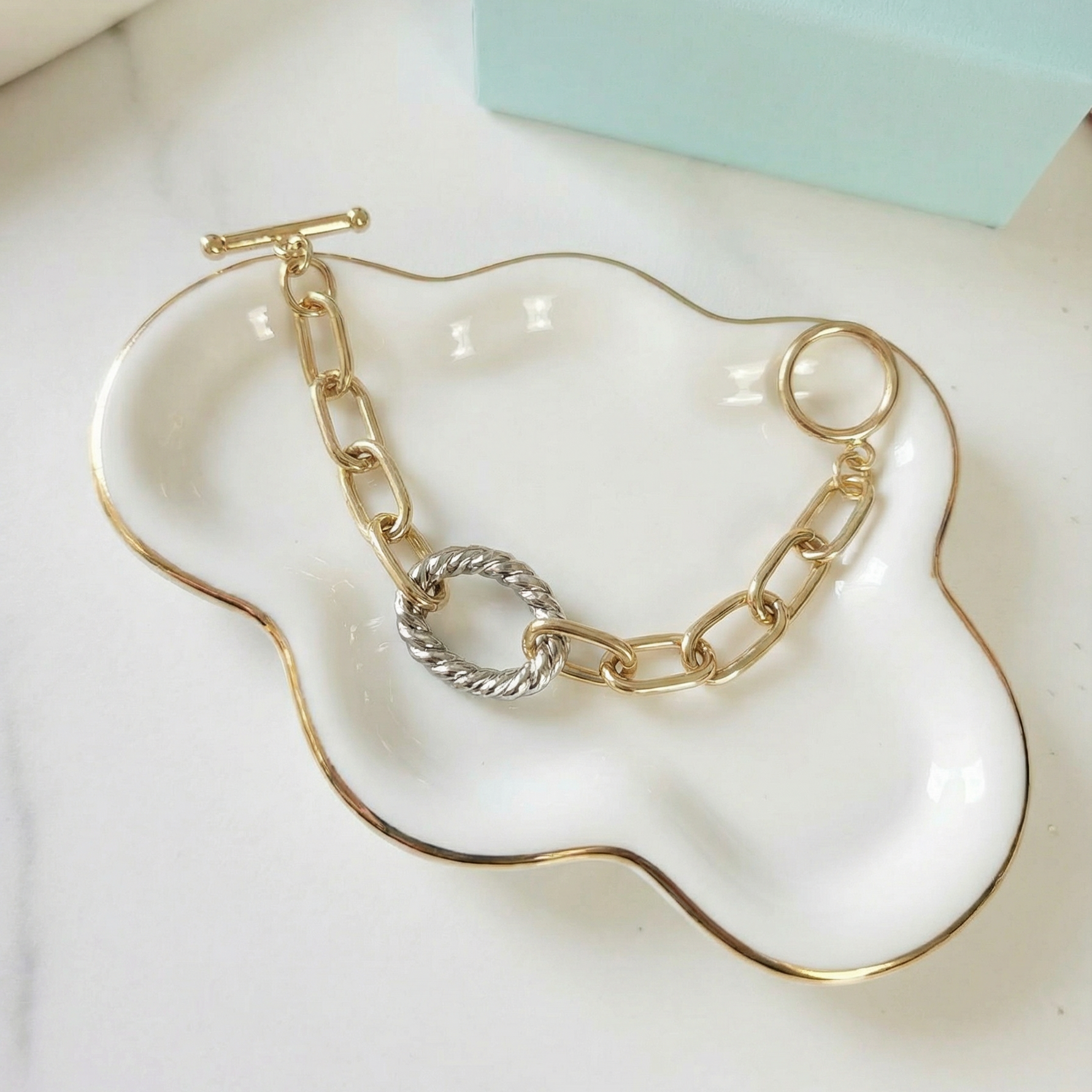 Geometric two tone bracelet, Circular double tone bracelet, Double tone vintage bracelet, constellation bracelet, Vintage bracelet, double tone jewelry, Water resistance Bracelet, Mesh silver bracelet, Vintage Jewelry, 
Cuban Bracelet, Vintage Bracelet, Paper Link Bracelet, Minimalist Jewelry, Minimalist Gift for her, religious gift, waterproof bracelet, Water resistant bracelet, Minimalist Gift

Minimalist Bracelet

Minimaliist Jewelry

Luxy Envy Jewelry

Luxy Envy Bracelets

Luxy Envy Bracelet