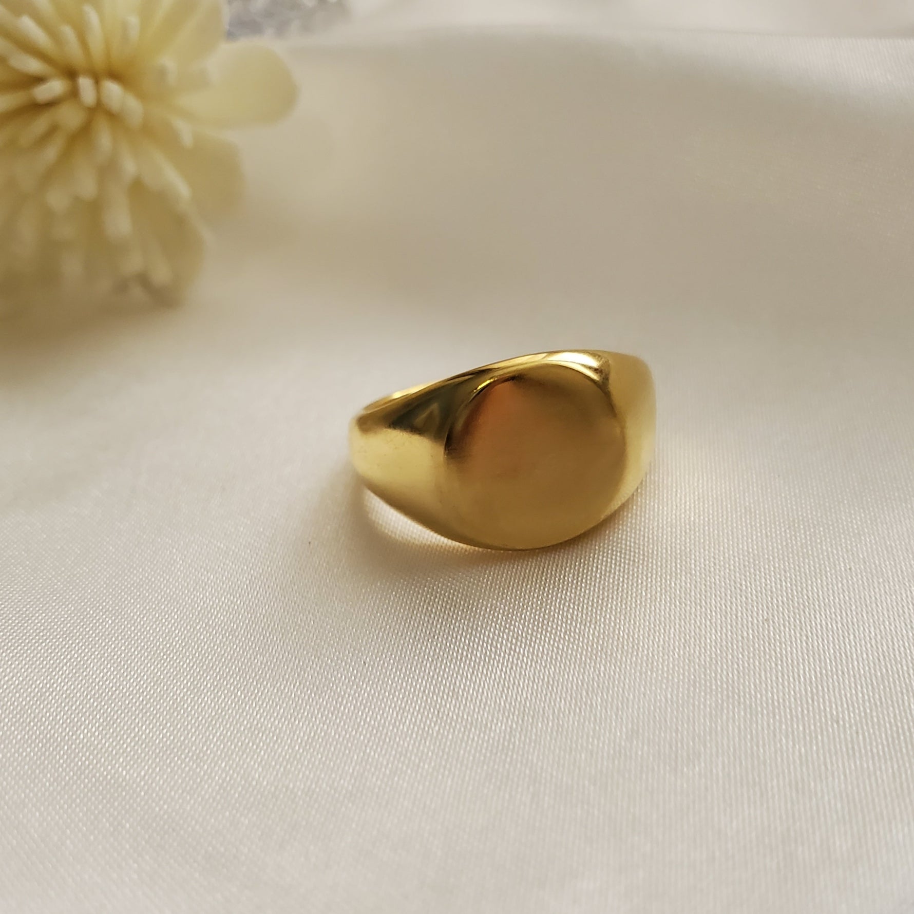 Water resistant jewelry, Hypoallergenic jewelry, tarnish free jewelry, Gold Plated Necklaces, Vintage Necklace, Minimalist Jewelry, Ellie Vail Jewelry, Ellie Vail Necklace, Hey Harper Jewelry, waterproof jewelry, cali tiger jewelry, cali tiger necklaces, 1980 jewelry, she is gold jewelry, kylie jenner necklace, Hello Luxy, Fine Jewelry, Tik Tok Jewelry, Tik Tok Fashion, Best Gift for wife, Wife best gift