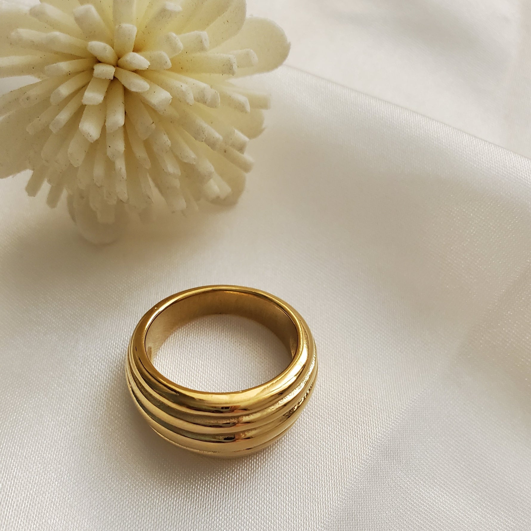 Water resistance jewelry, Hypoallergenic jewelry, does not tarnish jewelry, Gold Plated Necklaces, Vintage Necklace, Minimalist Jewelry, Hello Luxy, Fine Jewelry, Tik Tok Jewelry, Tik Tok Fashion, Best Gift for wife, Wife best gift