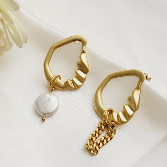 Water resistance jewelry, Hypoallergenic jewelry, does not tarnish jewelry, Gold Plated Necklaces, Vintage Necklace, Minimalist Jewelry, Hello Luxy, Fine Jewelry, Tik Tok Jewelry, Tik Tok Fashion, Best Gift for wife, Wife best gift