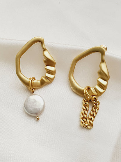 Water resistance jewelry, Hypoallergenic jewelry, does not tarnish jewelry, Gold Plated Necklaces, Vintage Necklace, Minimalist Jewelry, Hello Luxy, Fine Jewelry, Tik Tok Jewelry, Tik Tok Fashion, Best Gift for wife, Wife best gift