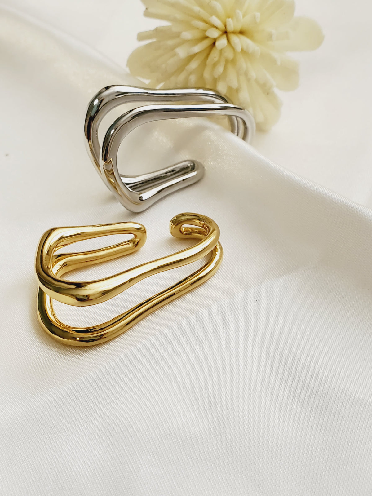 Bold Ear Cuff, Stainless Steel Ear cuff, chunky ear cuff, classy ear cuff, edgy ear cuff, stacking ear cuff, Simple Ear hole free, Ear bone clip, gold ear bone clip, gold ear hole earrings