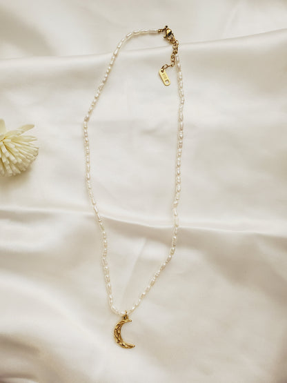 Water resistant jewelry, Hypoallergenic jewelry, tarnish free jewelry, Gold Plated Necklaces, Vintage Necklace, Minimalist Jewelry, Ellie Vail Jewelry, Ellie Vail Necklace, Hey Harper Jewelry, waterproof jewelry, cali tiger jewelry, cali tiger necklaces, 1980 jewelry, she is gold jewelry, kylie jenner necklace, Hello Luxy, Fine Jewelry, Tik Tok Jewelry, Tik Tok Fashion, Best Gift for wife, Wife best gift