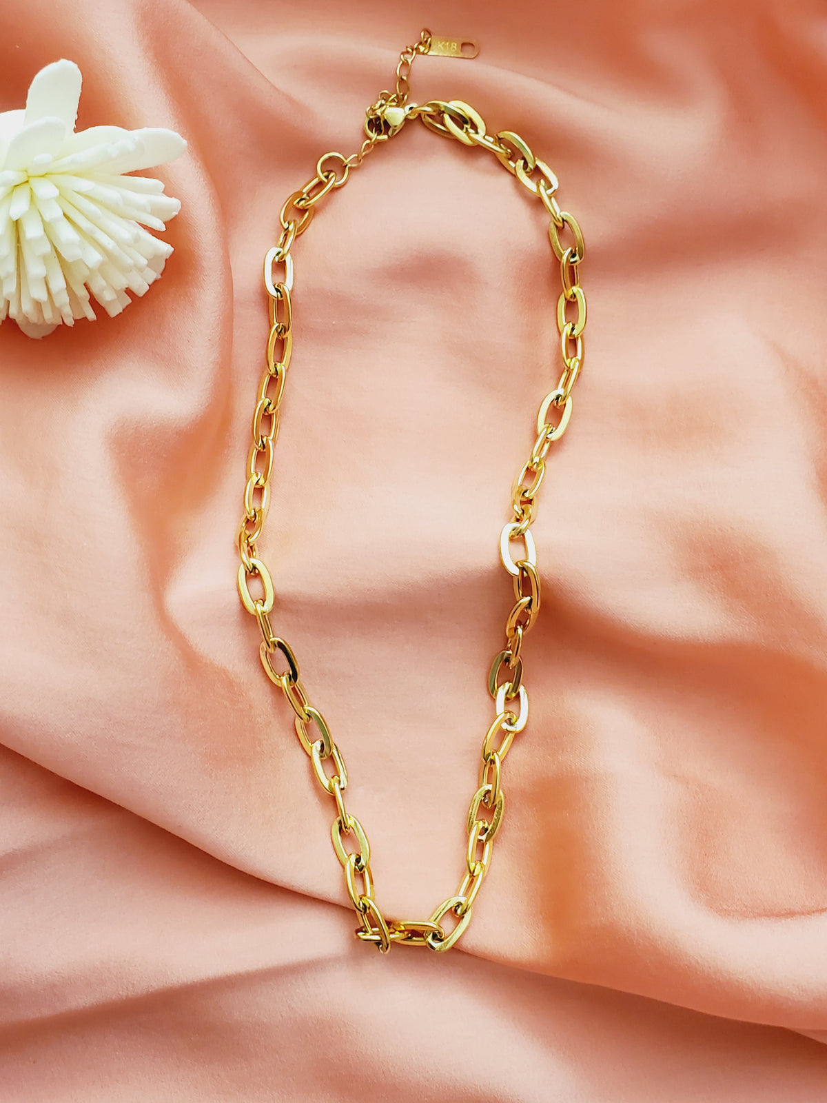 Water resistance jewelry, Hypoallergenic jewelry, does not tarnish jewelry, Gold Plated Necklaces, Vintage Necklace, Minimalist Jewelry, Hello Luxy, Fine Jewelry, Tik Tok Jewelry, Tik Tok Fashion, Best Gift for wife, Wife best gift