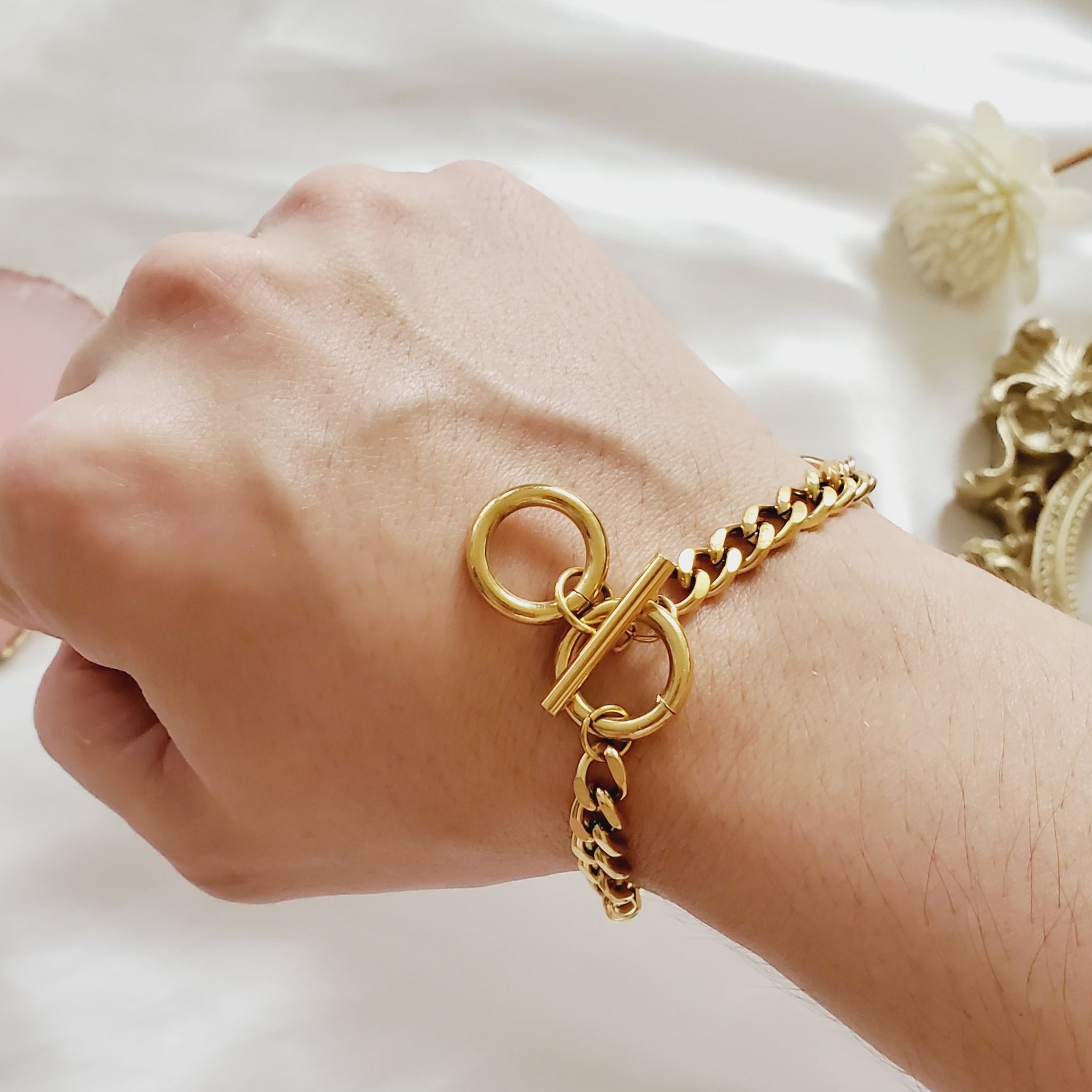 snake chain, herringbone chain, flat snake chain, gold herringbone, 18k gold snake chain, chunky gold necklace, gold fill chain, gold fill necklace, chain necklace, herringbone choker, rope chain necklace, layer necklace set, snake necklace