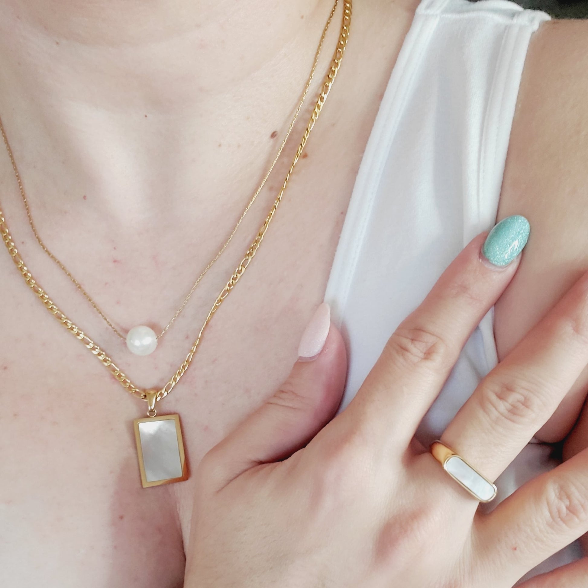 Bold Jewelry, chunky necklaces, Evil eye Necklace, waterproof Jewelry, Cuban Necklaces, Water resistant necklaces, Tarnish free necklaces, anti tarnish necklaces, vintage necklaces, Minimalist necklaces, fine jewelry, fine necklaces, high quality jewelry, high quality necklaces, best gift for her, gift for wife, gift for daughter, christmas gift for her, christmas gift for wife