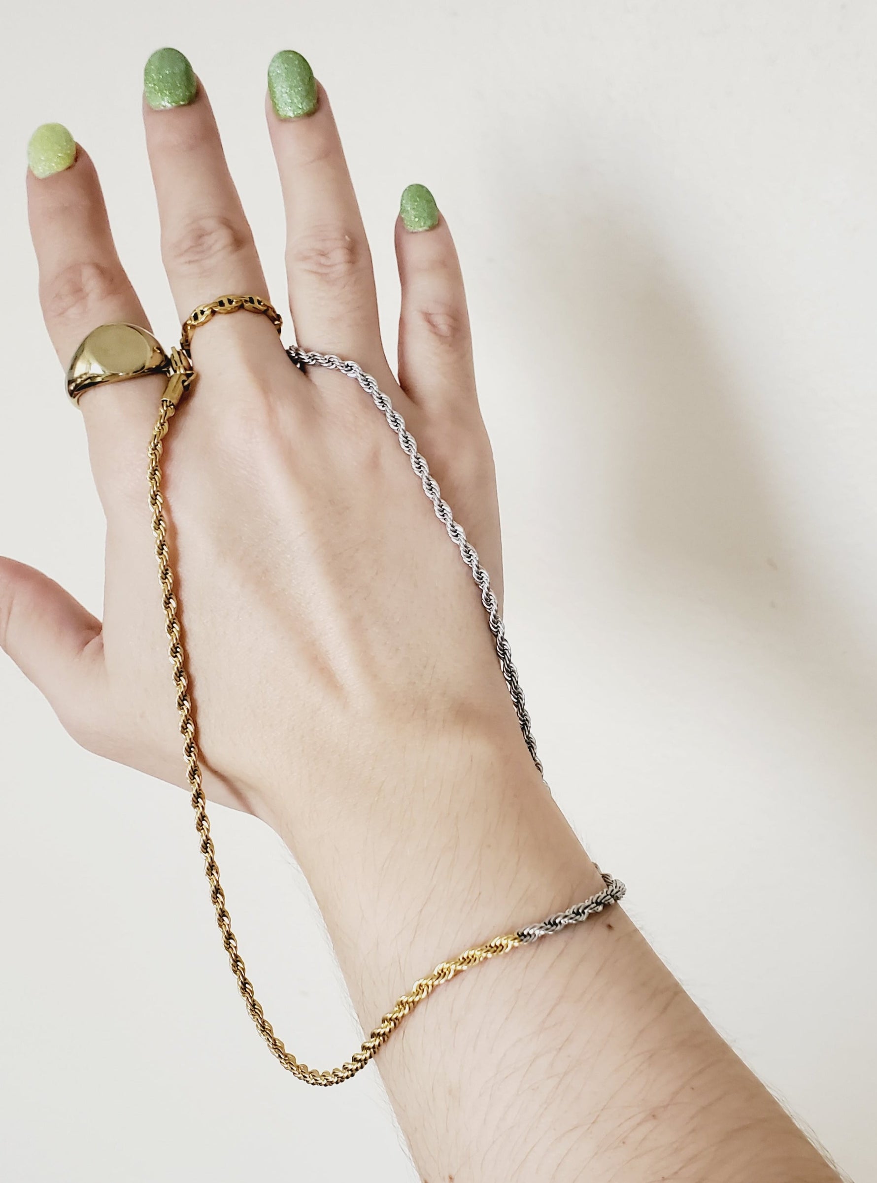 Double tone Necklace, 18k Gold Plated Necklace, Gold and Silver Herringbone Necklace, Herringbone gold Necklace, Herringbone Silver Necklace, Hello Luxy Jewelry, Ellie Vail Jewelry, The Views and Co Jewelry, Hey Harper Jewelry, Water Resistant Necklace, Water Resistant Jewelry, Tarnish Free Jewelry, Gift for wife, Jewelry for her, Sister Necklace, Christmas Jewelry Gift, Jewelry Gift Guide