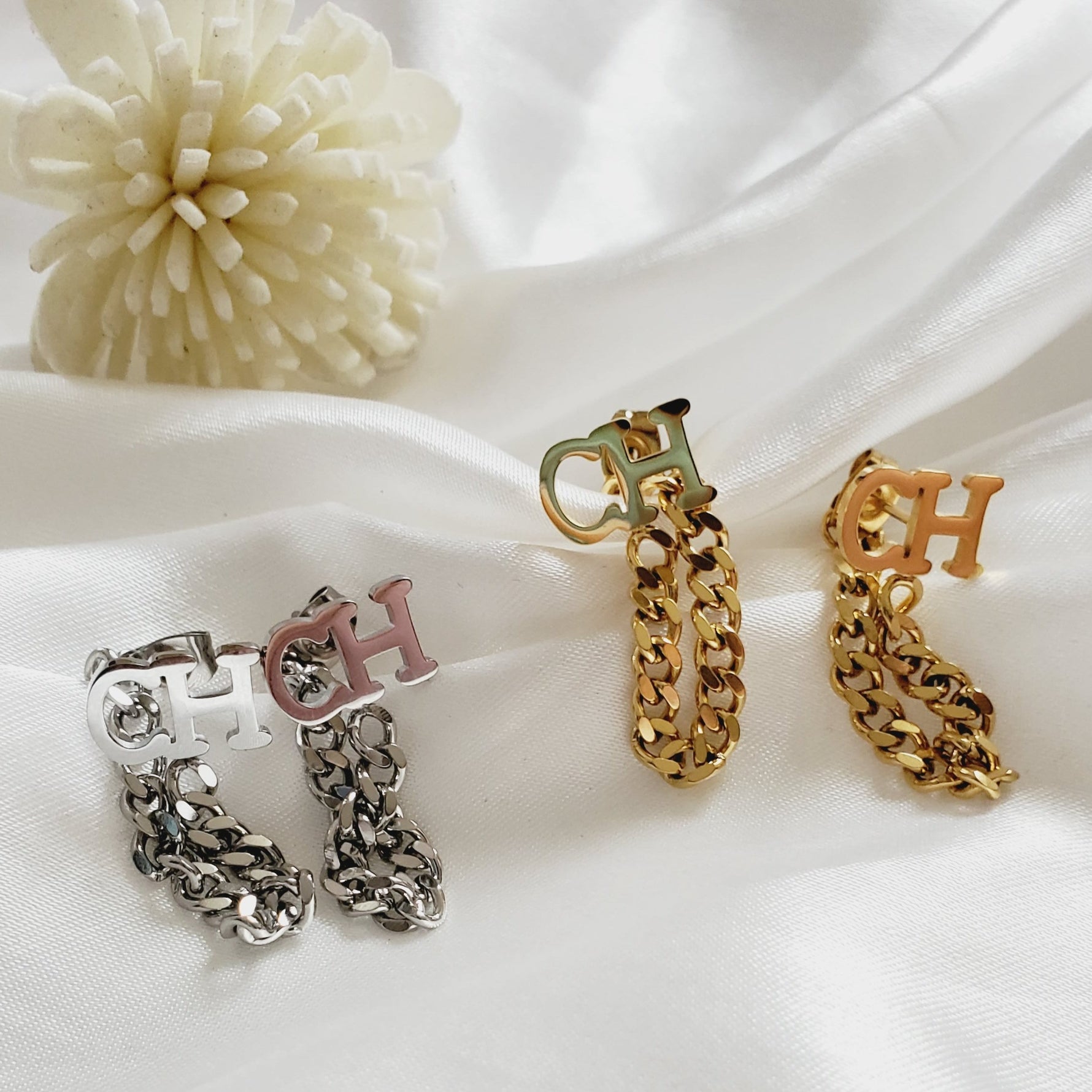 CH Earrings, Carolina Herrera Earrings, Cartier Earrings, Rose Gold Studs, Silver Studs, Gold Studs, Screw Golden Earrings, Screw Silver Earrings, Screw Rose Gold Earrings, Cartier Dupe Earrings, Water Resistant Earrings, Tarnish Free Earrings, Hypoallergenic Earrings, Ellie Vail Jewelry, Hey Harper Jewelry, Samira Jewelry, Hello Luxy Jewelry, Hello Luxy Earrings, 18K Gold Earrings, 18k Gold Plated Earring, 18k Gold Plated Jewelry