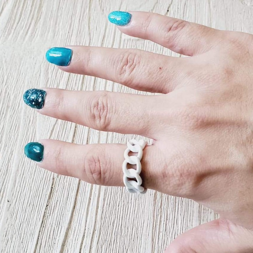 Candy Rings, Colorful Rings, Pride Rings, Summer Rings, Summer Essentials, Rainbow Rings, Color Rings, Happy Face Rings, Cubanas Rings, Croissant Rings, Twisted Rings, Pearls Rings, Smile Face Rings, Happy Face Rings, Gucci Rings, GG Rings