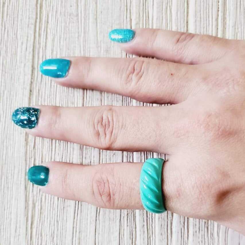 Candy Rings, Colorful Rings, Pride Rings, Summer Rings, Summer Essentials, Rainbow Rings, Color Rings, Happy Face Rings, Cubanas Rings, Croissant Rings, Twisted Rings, Pearls Rings, Smile Face Rings, Happy Face Rings, Gucci Rings, GG Rings