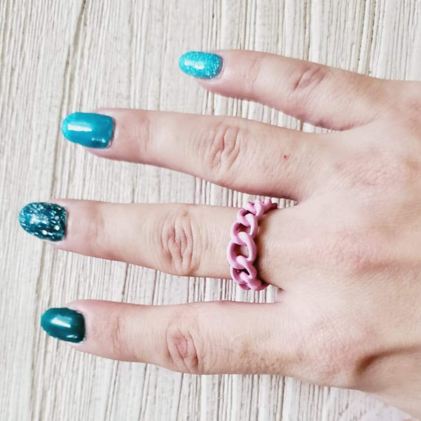 Candy Rings, Colorful Rings, Pride Rings, Summer Rings, Summer Essentials, Rainbow Rings, Color Rings, Happy Face Rings, Cubanas Rings, Croissant Rings, Twisted Rings, Pearls Rings, Smile Face Rings, Happy Face Rings, Gucci Rings, GG Rings