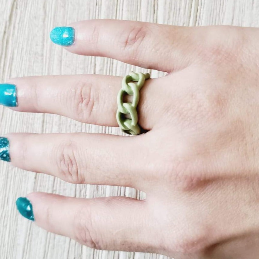 Candy Rings, Colorful Rings, Pride Rings, Summer Rings, Summer Essentials, Rainbow Rings, Color Rings, Happy Face Rings, Cubanas Rings, Croissant Rings, Twisted Rings, Pearls Rings, Smile Face Rings, Happy Face Rings, Gucci Rings, GG Rings