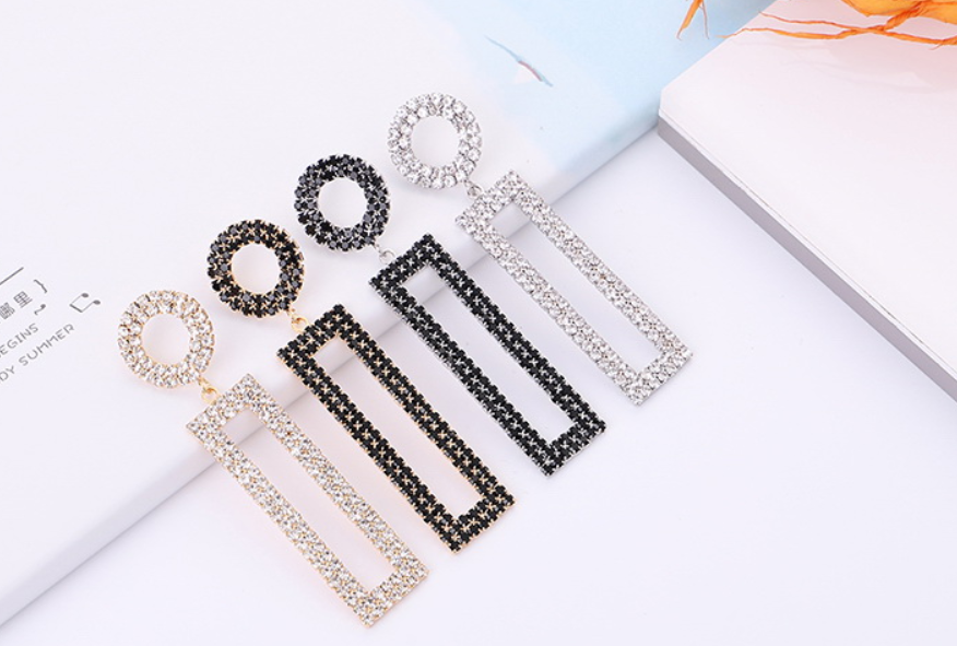 Pat Sparkle Earrings