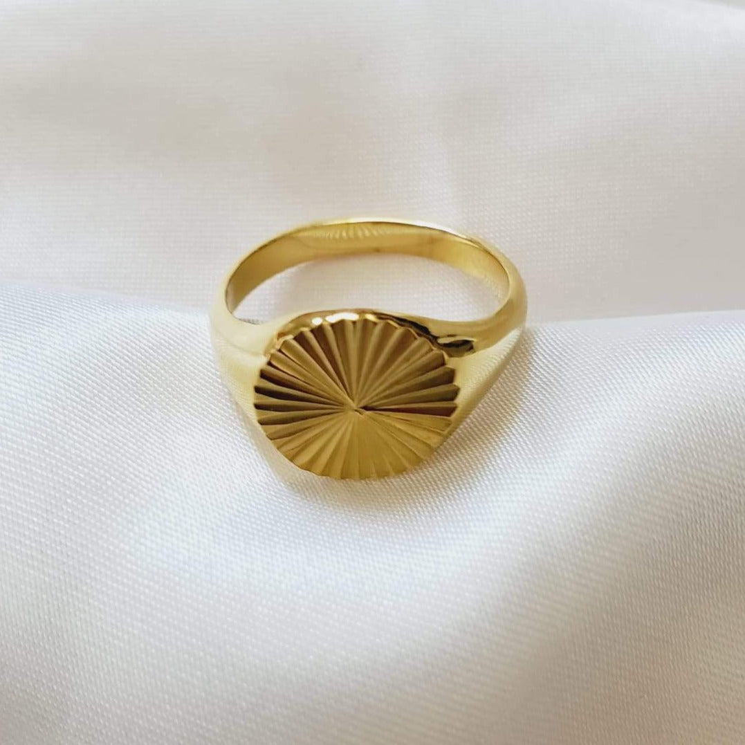 Water Resistant classy rings, Water Resistant simple rings, sweat resistant jewelry, water resistant minimalist jewelry, minimalist rings, promise gold rings, waterproof rings, stainless steel rings, 18k gold plated simple rings, 18k gold plated classy rings, 18k gold filled rings, 18k gold filled classy rings, gold vintage rings, tarnish free rings, stackable rings, gold stackable rings, tarnish free jewelry, dainty abstract rings, dainty chunky rings, minimalist necklace, Sunburst Circular ring