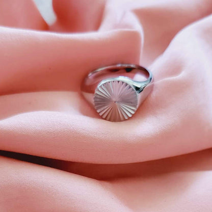 Water resistance jewelry, Hypoallergenic jewelry, does not tarnish jewelry, Gold Plated Necklaces, Vintage Necklace, Minimalist Jewelry, Hello Luxy, Fine Jewelry, Tik Tok Jewelry, Tik Tok Fashion, Best Gift for wife, Wife best gift, Sunburst Circular Silver ring, Dainty Circular silver ring