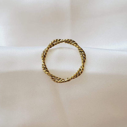 Water resistant jewelry, Hypoallergenic jewelry, tarnish free jewelry, Gold Plated Necklaces, Vintage Necklace, Minimalist Jewelry, Ellie Vail Jewelry, Ellie Vail Necklace, Hey Harper Jewelry, waterproof jewelry, cali tiger jewelry, cali tiger necklaces, 1980 jewelry, she is gold jewelry, kylie jenner necklace, Hello Luxy, Fine Jewelry, Tik Tok Jewelry, Tik Tok Fashion, Best Gift for wife, Wife best gift