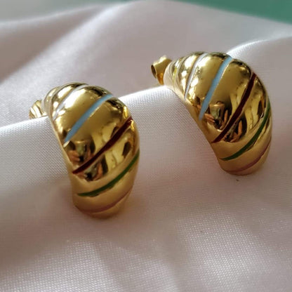 Water resistant jewelry, Hypoallergenic jewelry, tarnish free jewelry, Gold Plated Necklaces, Vintage Necklace, Minimalist Jewelry, Ellie Vail Jewelry, Ellie Vail Necklace, Hey Harper Jewelry, waterproof jewelry, cali tiger jewelry, cali tiger necklaces, 1980 jewelry, she is gold jewelry, kylie jenner necklace, Hello Luxy, Fine Jewelry, Tik Tok Jewelry, Tik Tok Fashion, Best Gift for wife, Wife best gift