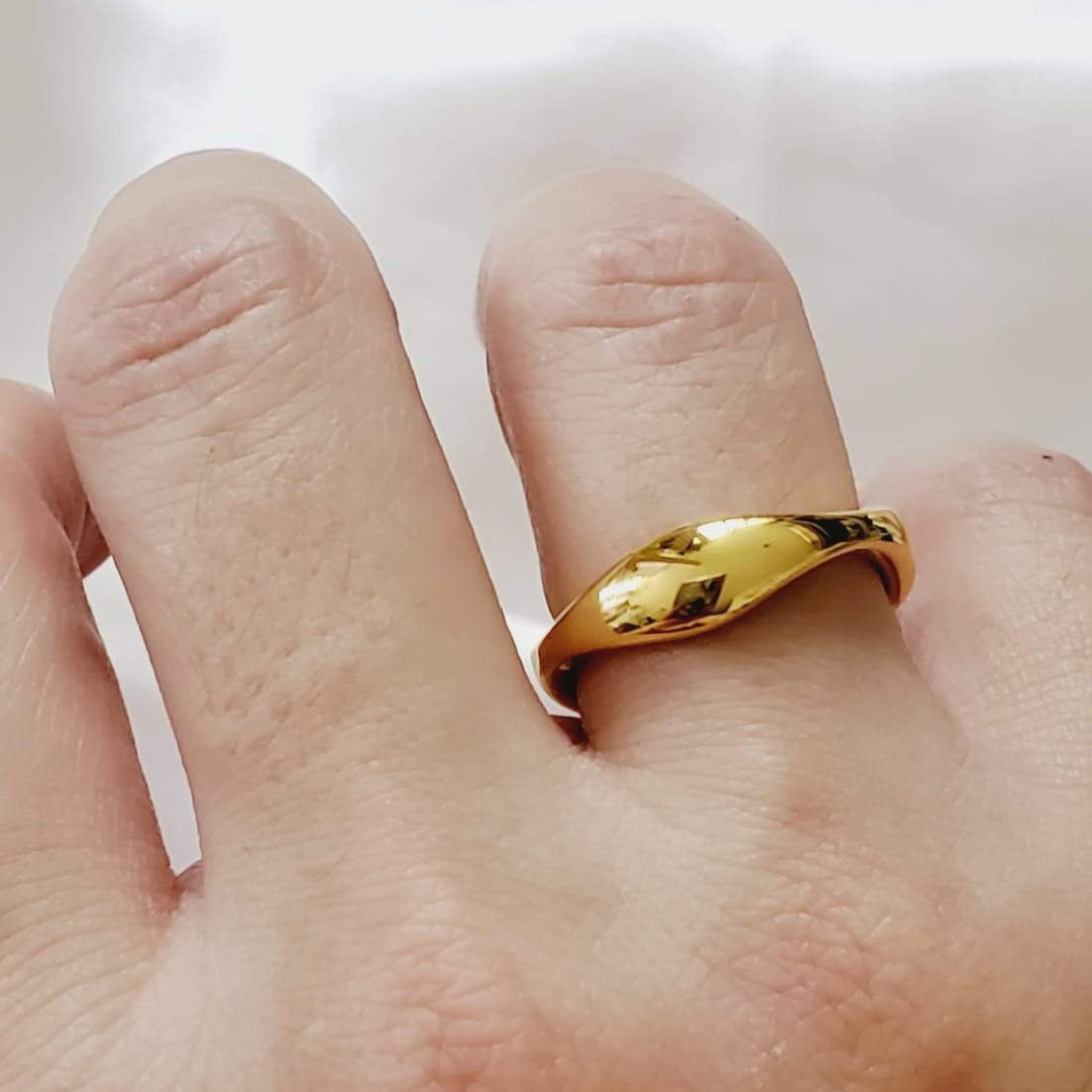 Water resistant jewelry, Hypoallergenic jewelry, tarnish free jewelry, Gold Plated Necklaces, Vintage Necklace, Minimalist Jewelry, Ellie Vail Jewelry, Ellie Vail Necklace, Hey Harper Jewelry, waterproof jewelry, cali tiger jewelry, cali tiger necklaces, 1980 jewelry, she is gold jewelry, kylie jenner necklace, Hello Luxy, Fine Jewelry, Tik Tok Jewelry, Tik Tok Fashion, Best Gift for wife, Wife best gift, Stackable gold ring, Simple gold ring, classy gold ring, 18k gold ring