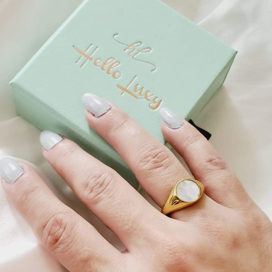 Water Resistant ring, waterproof ring, tarnish free gold ring, 18k gold plated and pearl ring, baroque ring, thick pearl gold ring, Pearl ring, Minimalist ring,Thin ring , Mother Pearl ring,Simple ring, stacking ring, gift for her, Dainty ring, Shiny ring, Classy Pearl Ring, baroque 18 gold ring, pearl bold ring, pearl statement gold ring, pearl chunky ring