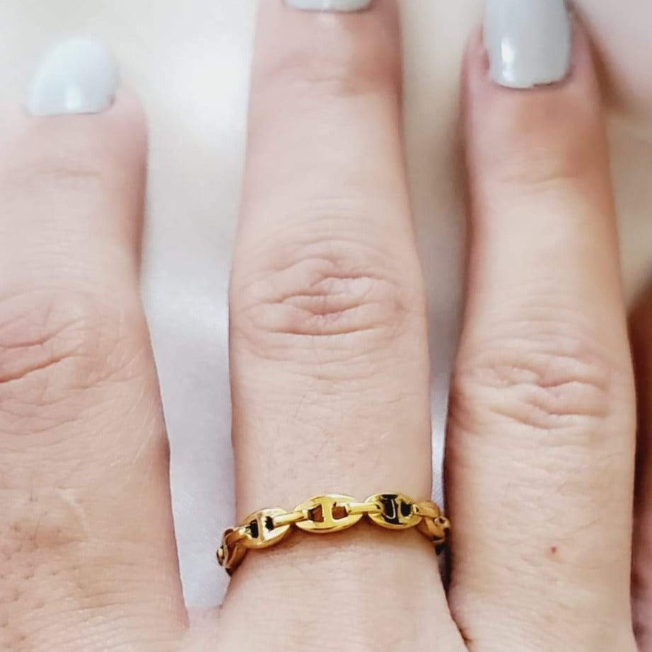 Water resistant jewelry, Hypoallergenic jewelry, tarnish free jewelry, Gold Plated Necklaces, Vintage Necklace, Minimalist Jewelry, Ellie Vail Jewelry, Ellie Vail Necklace, Hey Harper Jewelry, waterproof jewelry, cali tiger jewelry, cali tiger necklaces, 1980 jewelry, she is gold jewelry, kylie jenner necklace, Hello Luxy, Fine Jewelry, Tik Tok Jewelry, Tik Tok Fashion, Best Gift for wife, Wife best gift