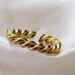 Water resistant jewelry, Hypoallergenic jewelry, tarnish free jewelry, Gold Plated Necklaces, Vintage Necklace, Minimalist Jewelry, Ellie Vail Jewelry, Ellie Vail Necklace, Hey Harper Jewelry, waterproof jewelry, cali tiger jewelry, cali tiger necklaces, 1980 jewelry, she is gold jewelry, kylie jenner necklace, Hello Luxy, Fine Jewelry, Tik Tok Jewelry, Tik Tok Fashion, Best Gift for wife, Wife best gift