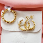 Water resistant jewelry, Hypoallergenic jewelry, tarnish free jewelry, Gold Plated Necklaces, Vintage Necklace, Minimalist Jewelry, Ellie Vail Jewelry, Ellie Vail Necklace, Hey Harper Jewelry, waterproof jewelry, cali tiger jewelry, cali tiger necklaces, 1980 jewelry, she is gold jewelry, kylie jenner necklace, Hello Luxy, Fine Jewelry, Tik Tok Jewelry, Tik Tok Fashion, Best Gift for wife, Wife best gift