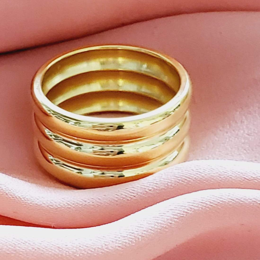 Water Resistant Rings, Tarnish Free Rings, Anti Tarnish Ring, Water Resistant Jewelry, Tarnish Free Jewelry, Hypoallergenic Rings, Hypoallergenic Jewelry, minimalist Ring, Minimalist Jewelry, Bold Rings, Bold Jewelry, Stacking Rings, Stackable rings, Stackable Jewelry, Sweat Resistant Rings, High Quality Jewelry, High Quality Rings, Vintage Rings, Vintage Jewelry, Hello Luxy Jewelry, Hello Luxy Rings, Fine Jewelry, Fine Rings