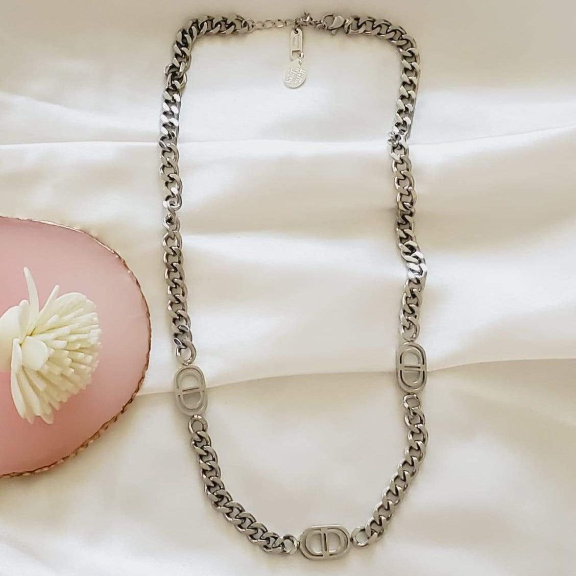 Water Resistant Necklace, Christian Dior Inspiration, Tarnish Free Necklace, Sweat Resistant Necklace, Gold Plated Jewelry, Gold Plated Necklace, Fine Jewelry Brand, Fine Jewelry, Fine Necklace, Dior Inspirational Necklace, Ellie Vail Jewelry, Hey Harper Jewelry, Nola Jewelry, Missomma Jewelry