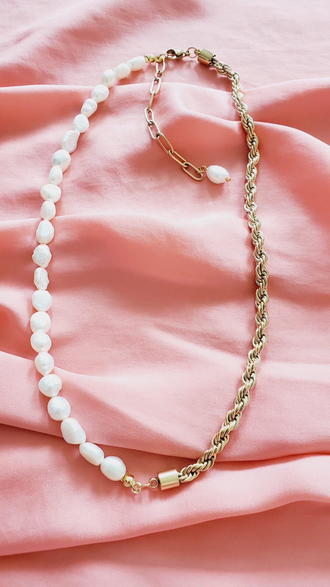 Water Resistant Jewelry, Water Resistant Necklace, Tarnish Free Necklace, Tarnish Free Jewelry, Hypoallergenic Necklace, Hypoallergenic Jewelry, Pearl Necklace, Pearl Jewelry, Hey Harper Jewelry, Missomma Jewelry, Ellie Vail Jewelry, Minimalist Jewelry, Gift for her, Gift for mom, Bold Look