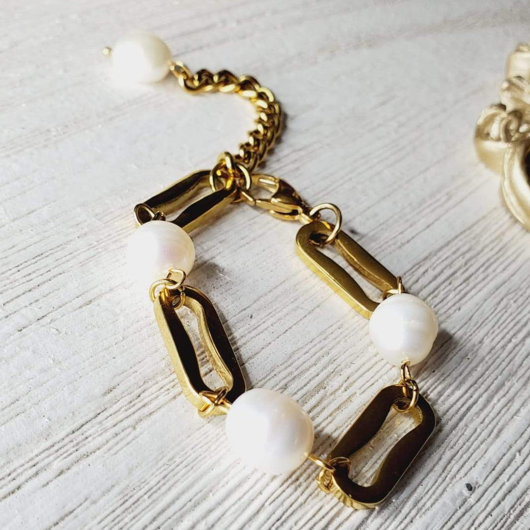 Pearl Bracelet, Water Resistant Bracelet, Mother Pearl Bracelet, Tarnish Free Bracelet, Anti Tarnish Bracelet, Minimalist, Bracelet, Bold Bracelet, Statement Bracelet