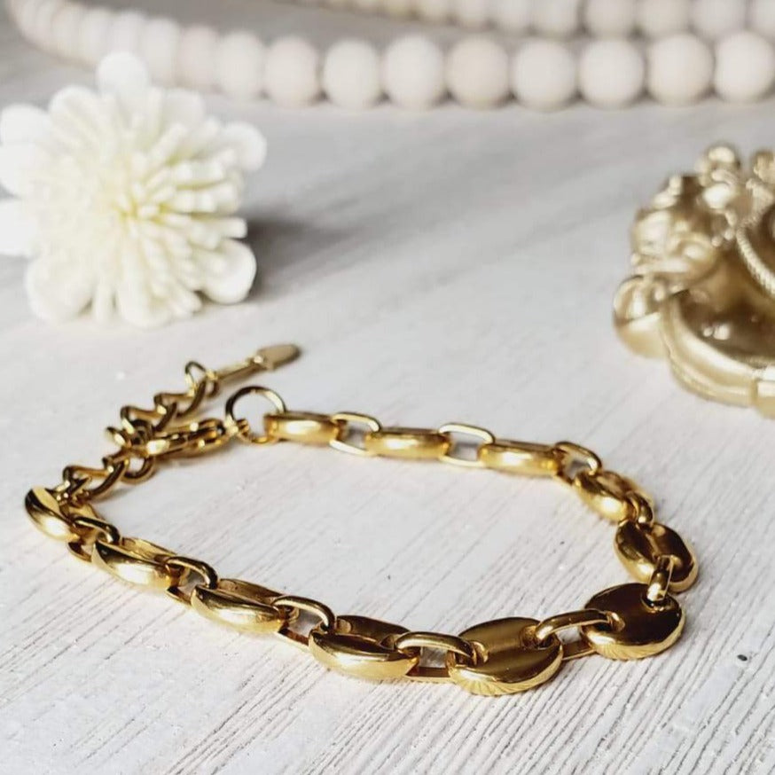 Water Resistant Bracelet, Water Resistant Jewelry, Tarnish Free Bracelet, Anti Tarnish Bracelet, Tarnish Free Jewelry, Pearl Bracelet, Mother Pearl Bracelet, Nacar Bracelet, Boho Chic Jewelry, Vintage Bracelet, Bold Bracelet, Chunky Bracelet, pignose bracelet, coffee bean bracelet