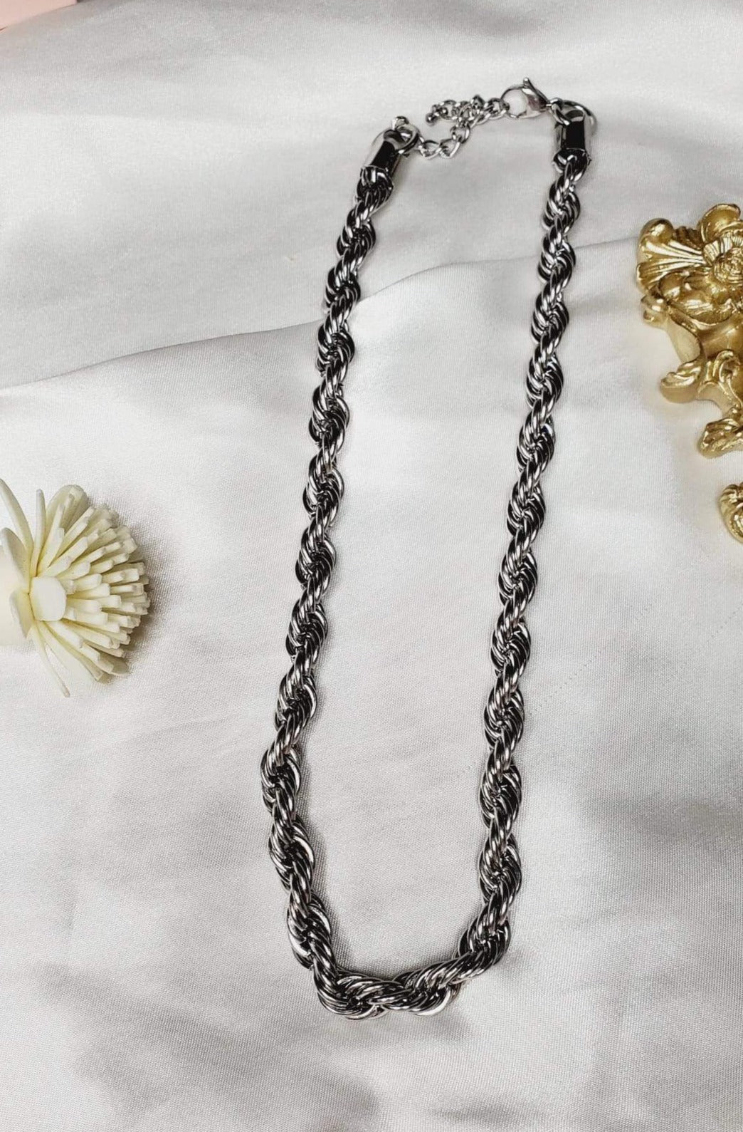 Minimalist chain, Gold filled Chain, Flat Gold Necklace, Snake Chain, Water resistant jewelry, water resistant Necklace, Water resistant bracelet, vintage jewelry, vintage jewelry, vintage necklace, 14k gold necklace, 14k gold jewelry, 14k gold necklace, fine jewelry, fine necklace, fine bracelet, snake gold necklace, bold necklace, bold jewelry, handmade jewelry, fine jewelry brand