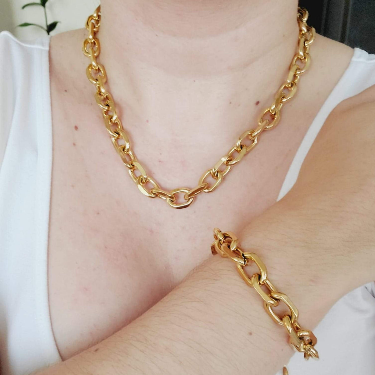 Minimalist chain, Gold filled Chain, Flat Gold Necklace, Snake Chain, Water resistant jewelry, water resistant Necklace, Water resistant bracelet, vintage jewelry, vintage jewelry, vintage necklace, 14k gold necklace, 14k gold jewelry, 14k gold necklace, fine jewelry, fine necklace, fine bracelet, snake gold necklace, bold necklace, bold jewelry, handmade jewelry,