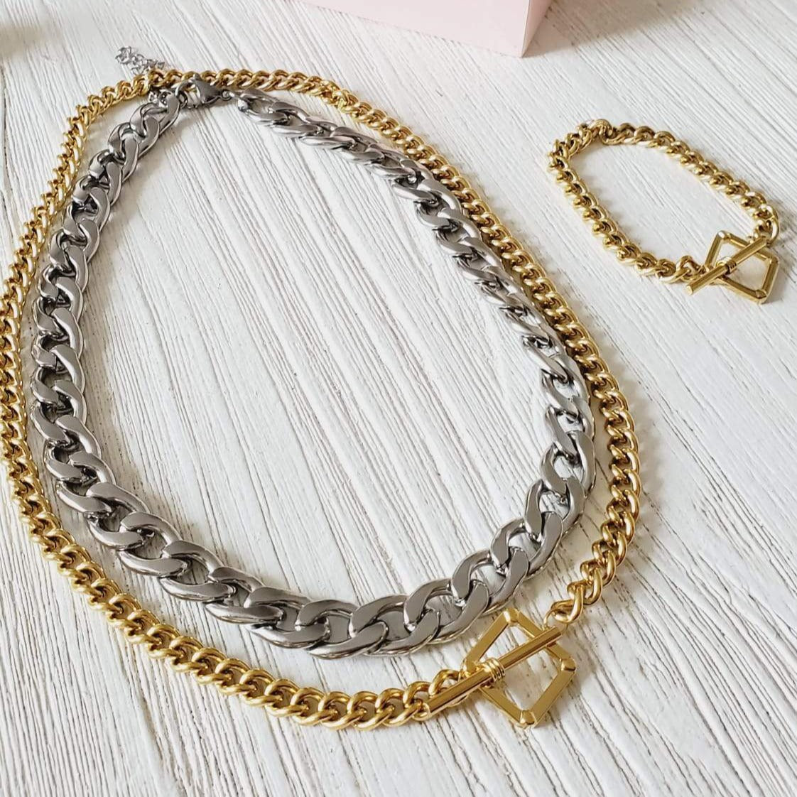 snake chain, herringbone chain, flat snake chain, gold herringbone, 18k gold snake chain, chunky gold necklace, gold fill chain, gold fill necklace, chain necklace, herringbone choker, rope chain necklace, layer necklace set, snake necklace