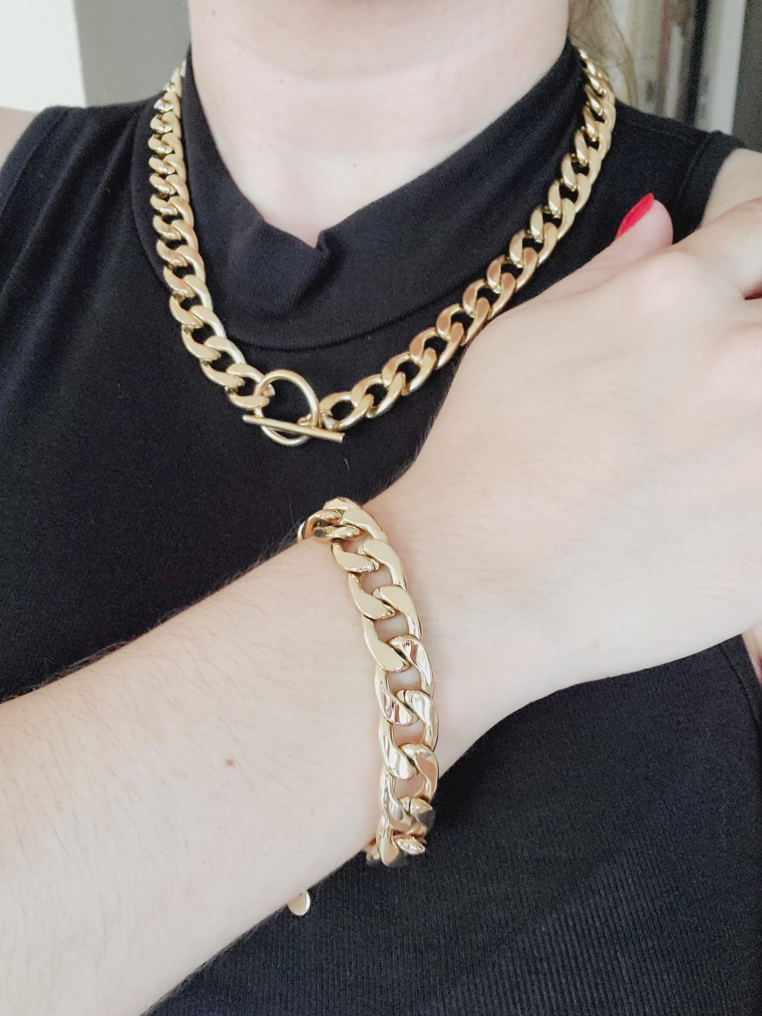 snake chain, herringbone chain, flat snake chain, gold herringbone, 18k gold snake chain, chunky gold necklace, gold fill chain, gold fill necklace, chain necklace, herringbone choker, rope chain necklace, layer necklace set, snake necklace, pearl Necklace, baroque necklace, pearls cuban necklace, OT clasp Necklace, chunky chain