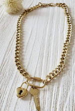 snake chain, herringbone chain, flat snake chain, gold herringbone, 18k gold snake chain, chunky gold necklace, gold fill chain, gold fill necklace, chain necklace, herringbone choker, rope chain necklace, layer necklace set, snake necklace, pearl Necklace, baroque necklace, pearls cuban necklace, OT clasp Necklace, chunky chain