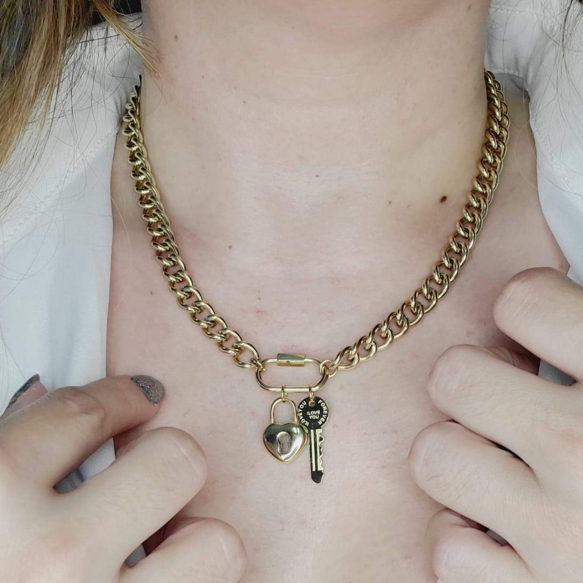 snake chain, herringbone chain, flat snake chain, gold herringbone, 18k gold snake chain, chunky gold necklace, gold fill chain, gold fill necklace, chain necklace, herringbone choker, rope chain necklace, layer necklace set, snake necklace, pearl Necklace, baroque necklace, pearls cuban necklace, OT clasp Necklace, chunky chain