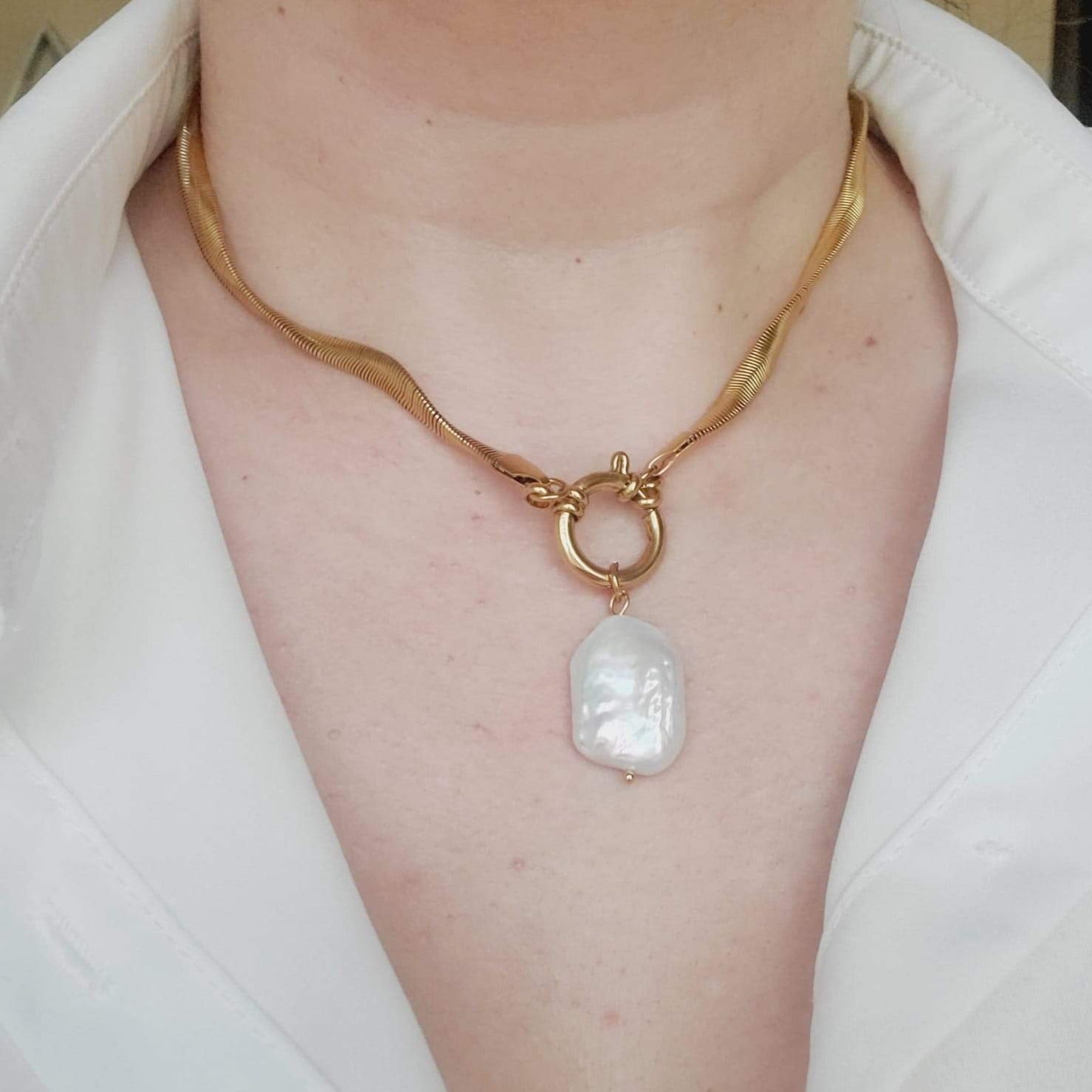 Minimalist chain, Gold filled Chain, Flat Gold Necklace, Snake Chain, Water resistant jewelry, water resistant Necklace, Water resistant bracelet, vintage jewelry, vintage jewelry, vintage necklace, 14k gold necklace, 14k gold jewelry, 14k gold necklace, fine jewelry, fine necklace, fine bracelet, snake gold necklace, bold necklace, bold jewelry, handmade jewelry, fine jewelry brand, baroque chain, baroque pearl necklace