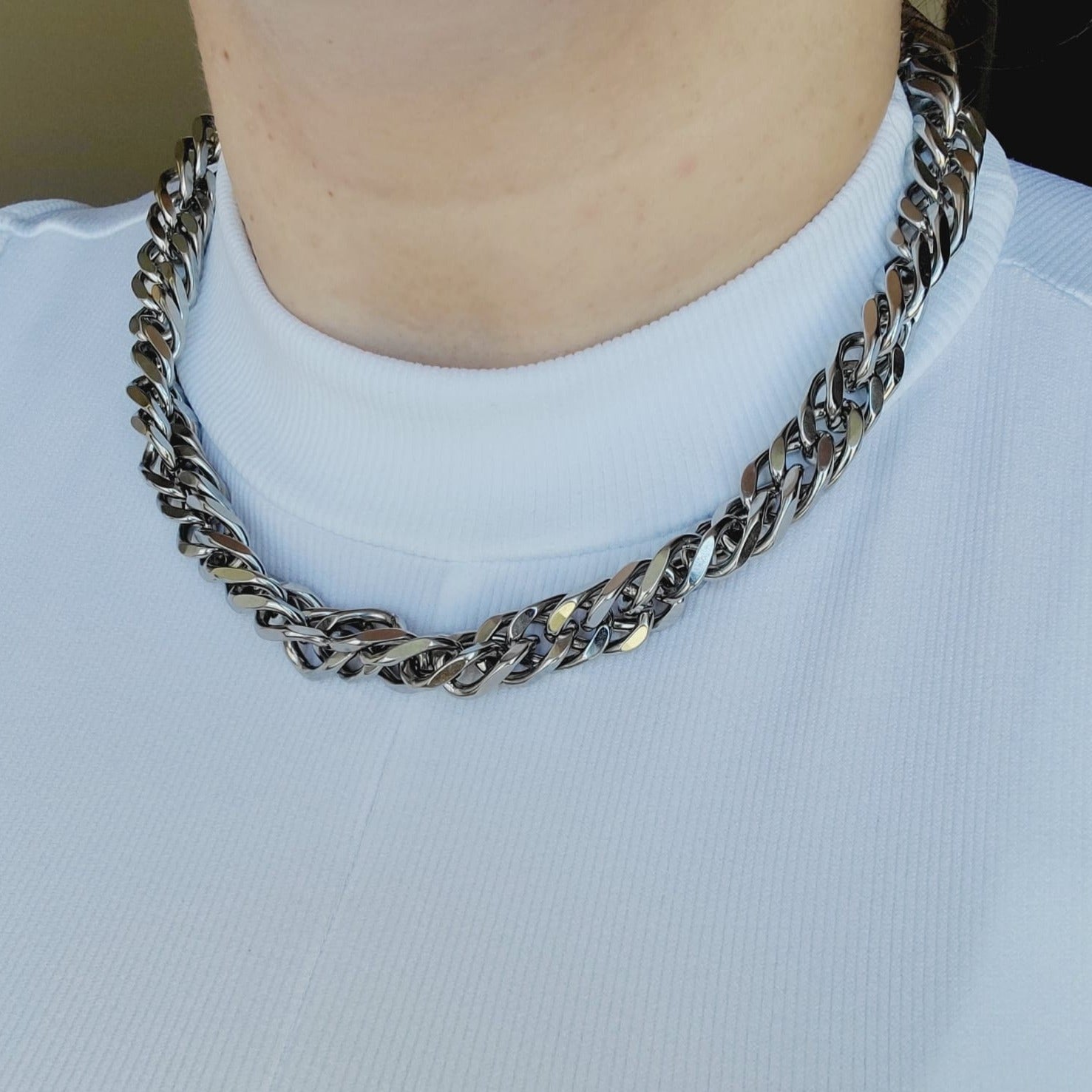 chunky silver chain, chunky silver necklace, bold necklace, Luxury jewelry, Fine Jewelry, Fantasy jewelry, Fashion jewelry, Jewelry Necklace, Necklace aesthetic, Valentine’s Day, Anniversary gifts for her, Valentines, Valentine gifts, Valentines day gifts for her, Valentines gift for girlfriend, Cute valentines day gifts for girlfriend, aesthetic Necklaces, water resistant necklace, water resistant chain, water resistant jewelry, tarnish free necklace, tarnish free jewelry