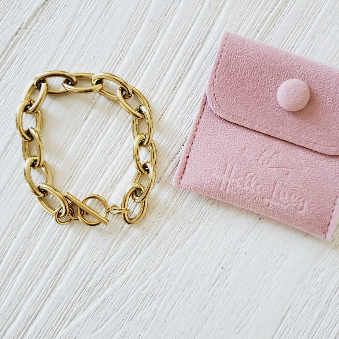 Water Resistant Bracelet, Water Resistant Jewelry, Tarnish Free Bracelet, Anti Tarnish Bracelet, Tarnish Free Jewelry, Pearl Bracelet, Mother Pearl Bracelet, Nacar Bracelet, Boho Chic Jewelry, Vintage Bracelet, Bold Bracelet, Chunky Bracelet, OT clasp link bracelet, bold bracelet, ellie vail jewelry, hey harper jewelry, missoma Jewelry, evry jewels, muse jewelry