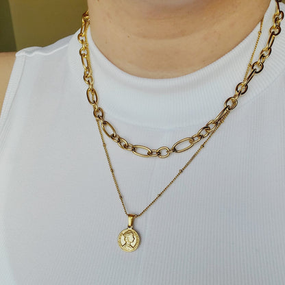 Minimalist chain, Gold filled Chain, Flat Gold Necklace, Snake Chain, Water resistant jewelry, water resistant Necklace, Water resistant bracelet, vintage jewelry, vintage jewelry, vintage necklace, 14k gold necklace, 14k gold jewelry, 14k gold necklace, fine jewelry, fine necklace, fine bracelet, snake gold necklace, bold necklace, bold jewelry, handmade jewelry, fine jewelry brand, hello luxy, joyeria fina, gold plated chain, 18k gold plated chain, 18k gold plated jewelry, gift for her