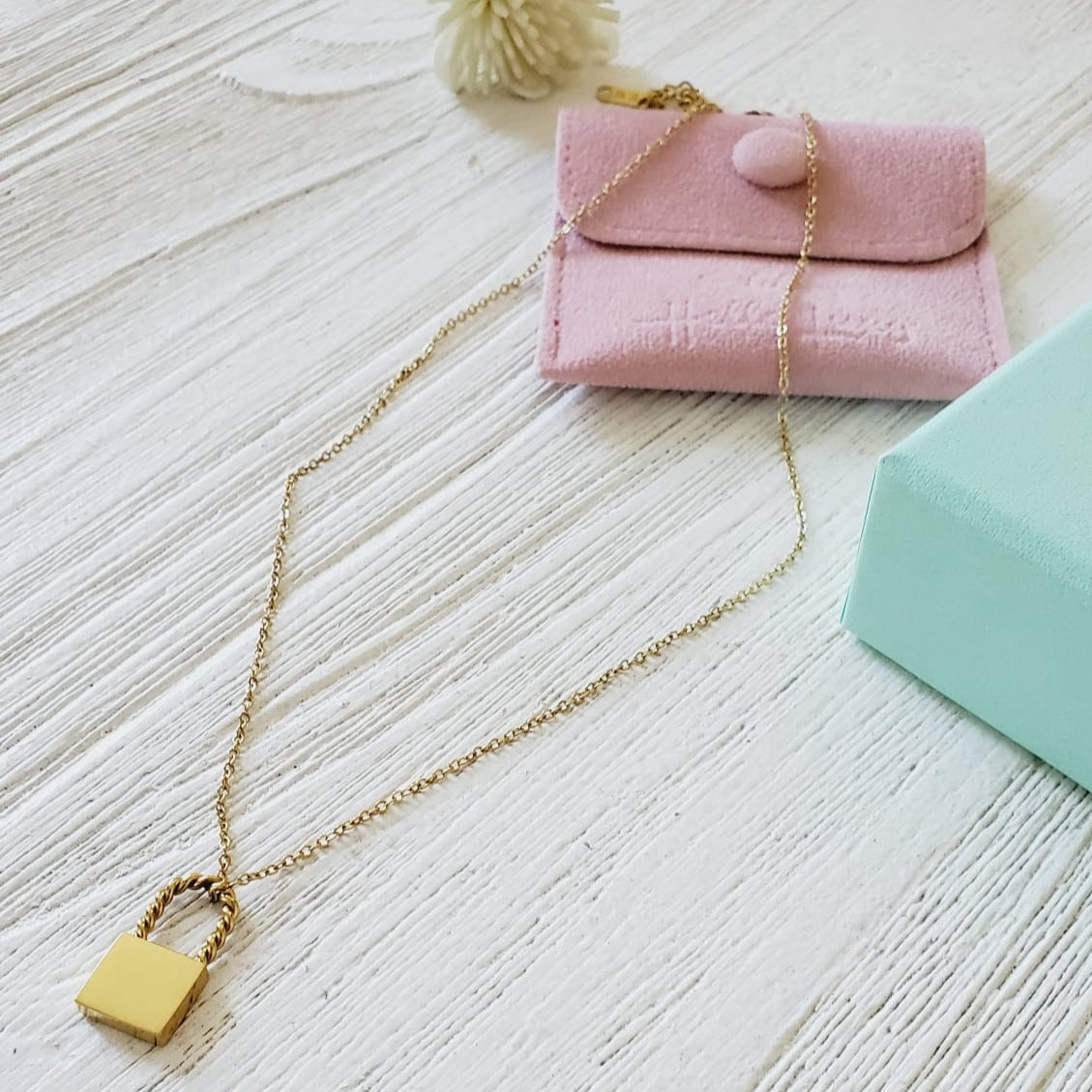 heart necklace, love necklace, valentines necklace, valentines gift, Tiger Necklace, Leo Necklace, 18k Gold Necklace, Gift for her, Gift for mom, Bold jewelry, bold necklace, paperclip necklace, dainty jewelry, vintage jewelry, gold jewelry, goldfilled jewelry, water resistant jewelry, water resistant necklace