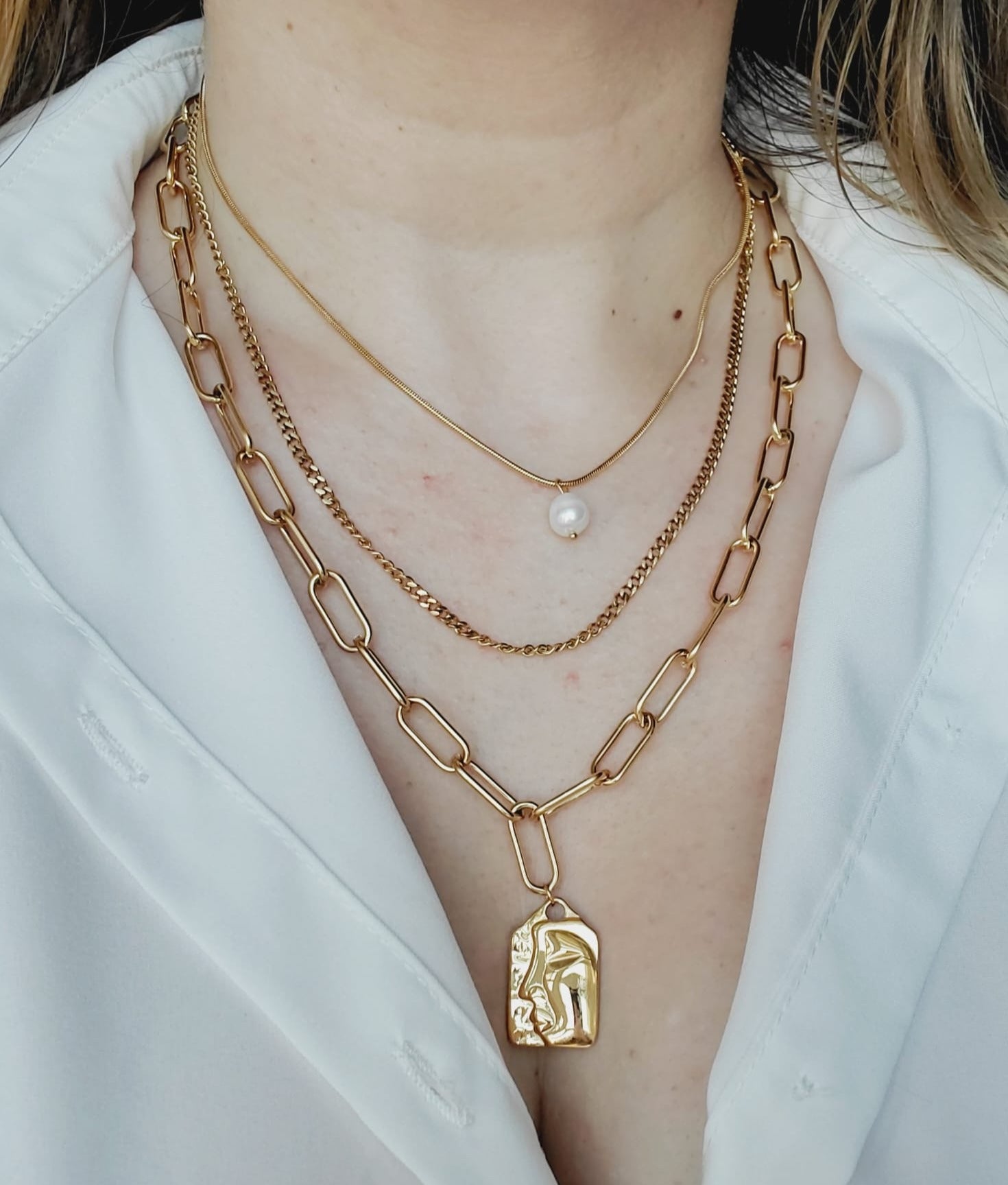 Minimalist chain, Gold filled Chain, Flat Gold Necklace, Snake Chain, Water resistant jewelry, water resistant Necklace, Water resistant bracelet, vintage jewelry, vintage jewelry, vintage necklace, 14k gold necklace, 14k gold jewelry, 14k gold necklace, fine jewelry, fine necklace, fine bracelet, snake gold necklace, bold necklace, bold jewelry, handmade jewelry, fine jewelry brand, hello luxy, joyeria fina, gold plated chain, 18k gold plated chain, Abstract Face Necklace, women face necklace