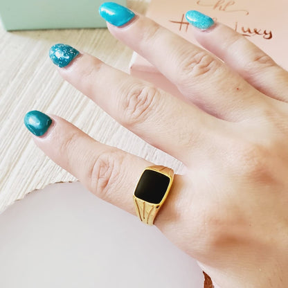 black ring, 18k gold plated ring, water resistant ring, sweat resistant ring, vintage gold ring, vintage ring, bold ring, chunky ring, dainty ring, gold filled ring, dainty jewelry, hey harper jewelry, the views and co jewelry, ellie vail jewelry, she is gold jewelry, aurora jewelry shop, kinita jewelry, babeina jewelry