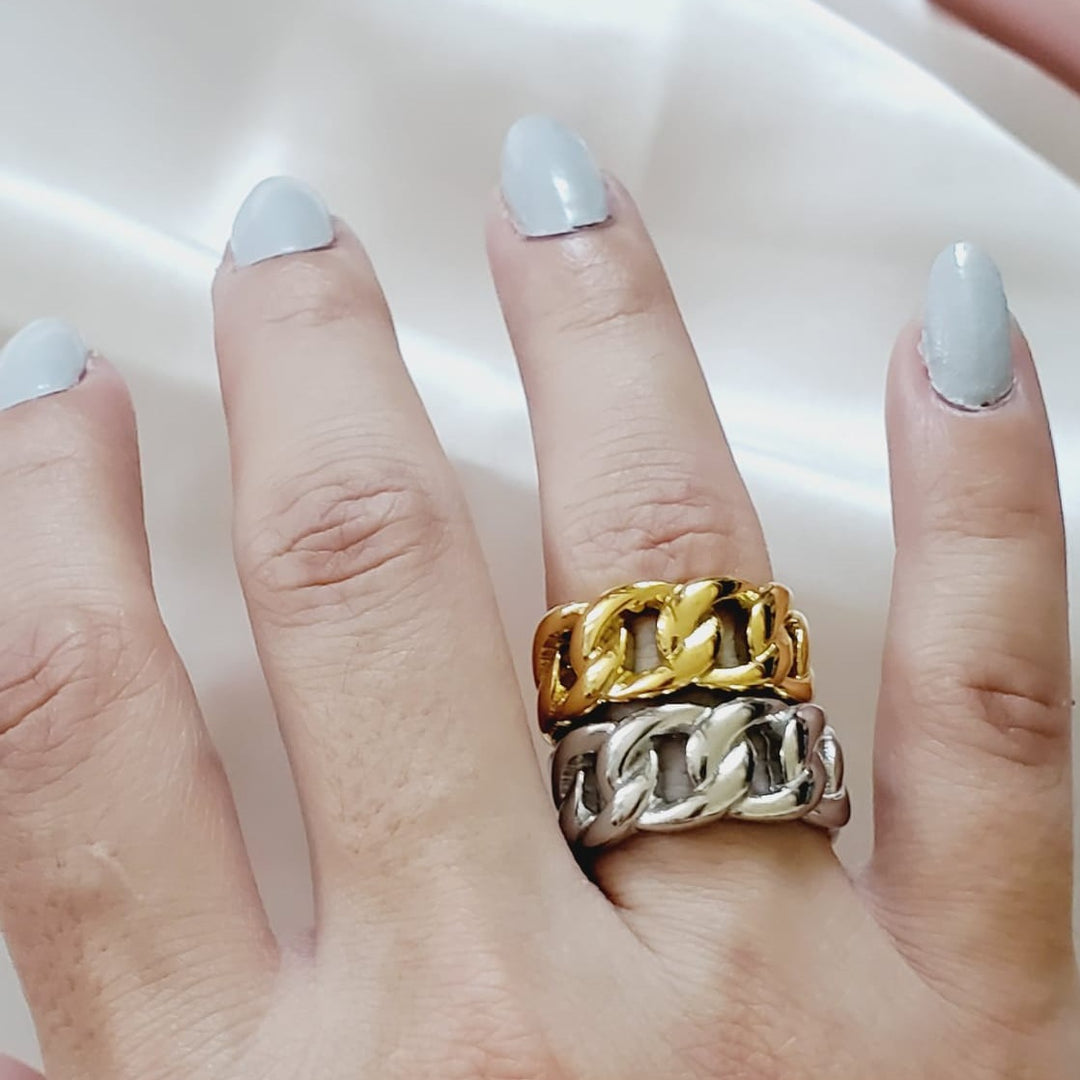 chunky gold ring, bold ring, chunky silver ring, cuban gold ring, cuban silver ring, high end ring, bold ring, water resistant ring, water resistant jewelry, sweat resistant ring, tarnish free ring, hypoallergenic ring, hey harper ring, ellie vail jewelry, she is golden jewelry, hello luxy jewelry, hello luxy, the views and co jewelry