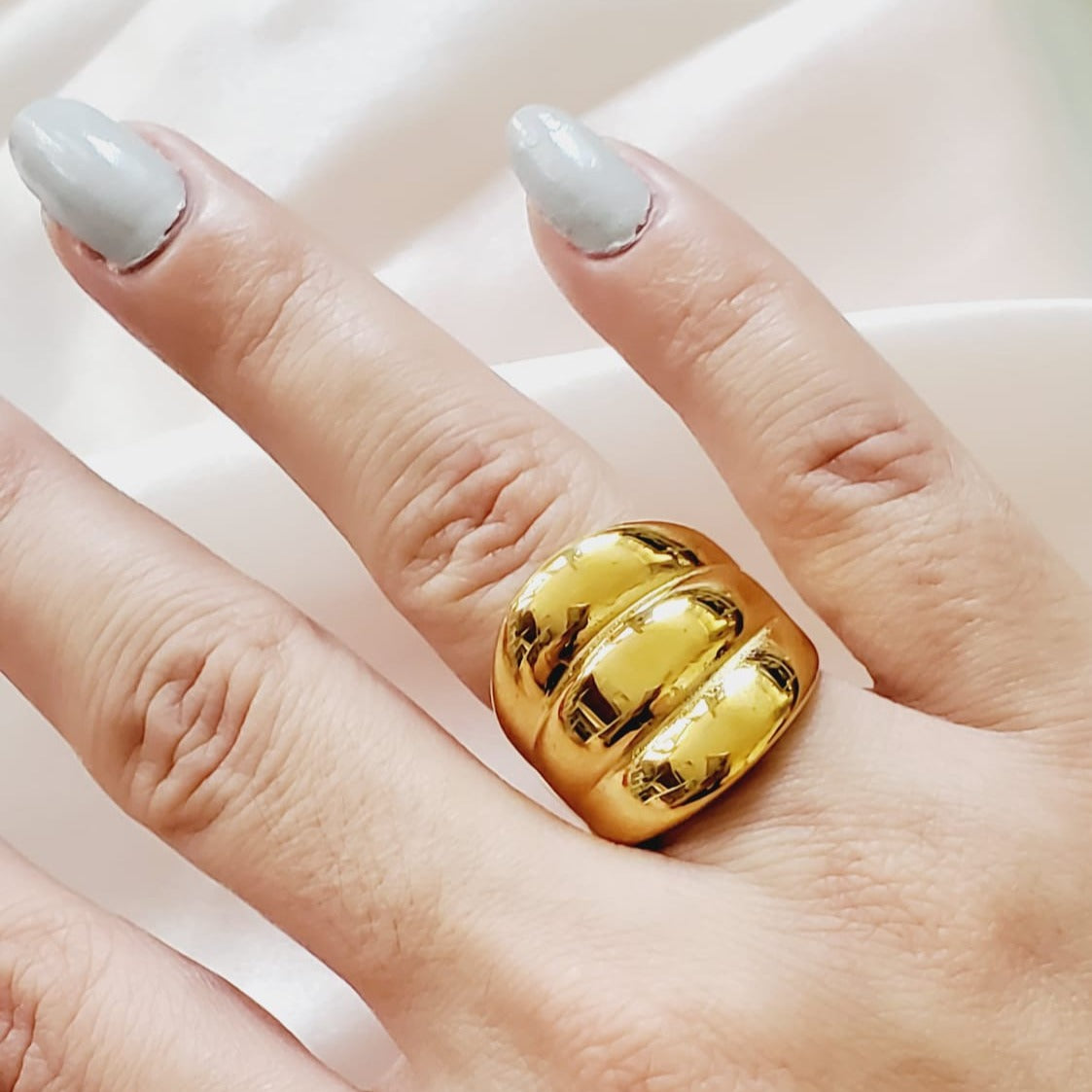 chunky gold ring, bold ring, chunky silver ring, cuban gold ring, cuban silver ring, high end ring, bold ring, water resistant ring, water resistant jewelry, sweat resistant ring, tarnish free ring, hypoallergenic ring, hey harper ring, ellie vail jewelry, she is golden jewelry, hello luxy jewelry, hello luxy, the views and co jewelry