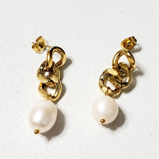 water resistant earrings, pearl earrings, 18k gold earrings, cuban earrings, bold earrings, vintage earrings, chunky earrings