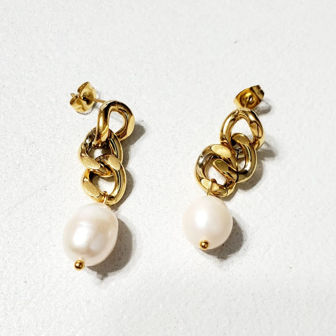 water resistant earrings, pearl earrings, 18k gold earrings, cuban earrings, bold earrings, vintage earrings, chunky earrings