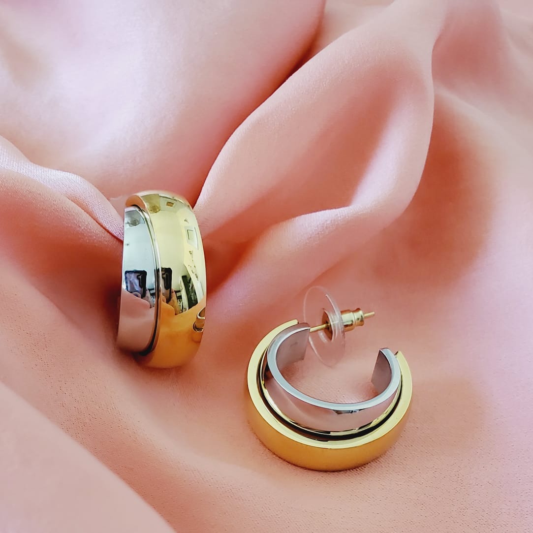 chunky earrings, thick gold hoop, gold hoop earrings, chunky gold hoop, hypoallergenic hoops, gold hoop earring, chunky hoops, small hoop earring, helloluxyjewelry, hoop earrings, croissant earrings, croissant hoops, gold filled hoops, twisted curved hoop, cuban rings, bold earrings, 18k gold earrings, water resistant earrings, double tone hoops, double tone earrings