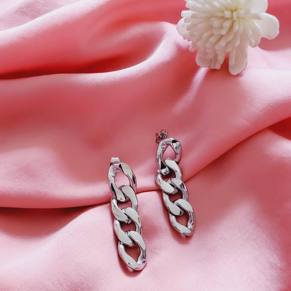 chunky earrings, thick gold hoop, gold hoop earrings, chunky gold hoop, hypoallergenic hoops, gold hoop earring, chunky hoops, small hoop earring, helloluxyjewelry, hoop earrings, croissant earrings, croissant hoops, gold filled hoops, twisted curved hoop, cuban rings, bold earrings, 18k gold earrings, water resistant earrings